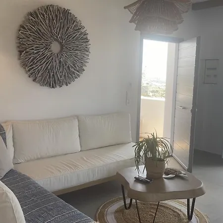 Sohoros Luxury شقة فندقية 4*