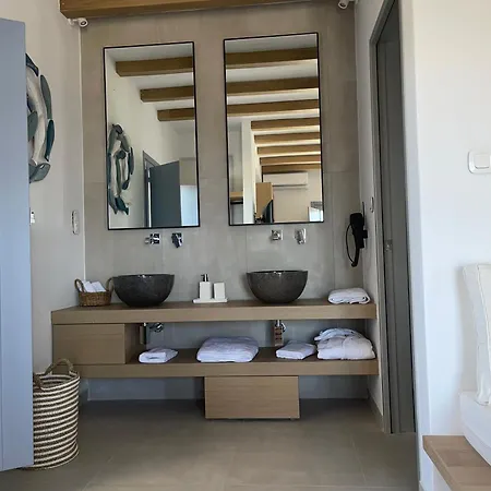 Sohoros Luxury 4*