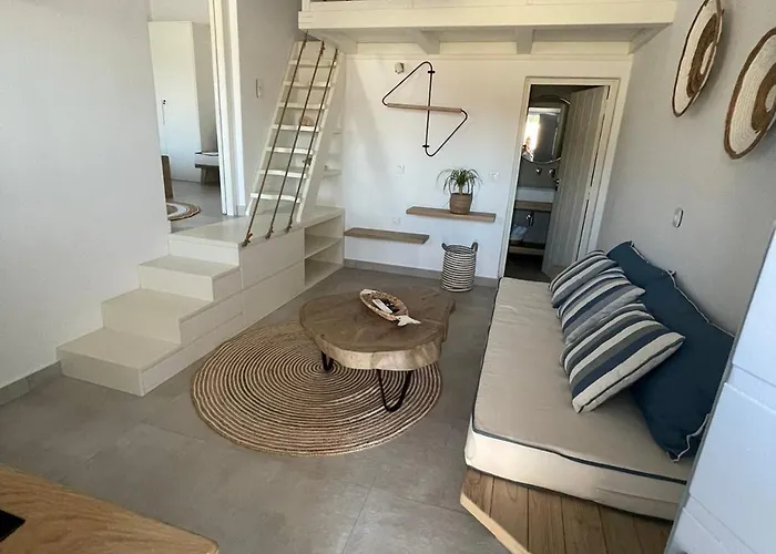 Sohoros Luxury شقة فندقية Schoinoussa