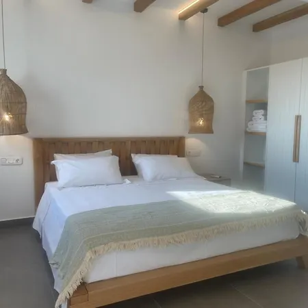 Sohoros Luxury Aparthotel Schoinoussa